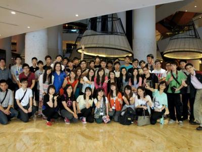 博彩與娛樂管理學士學位課程 學生到新加坡學習交流(2013)