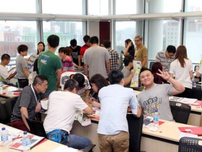 博彩與娛樂管理學士學位課程 學生到新加坡學習交流(2014)